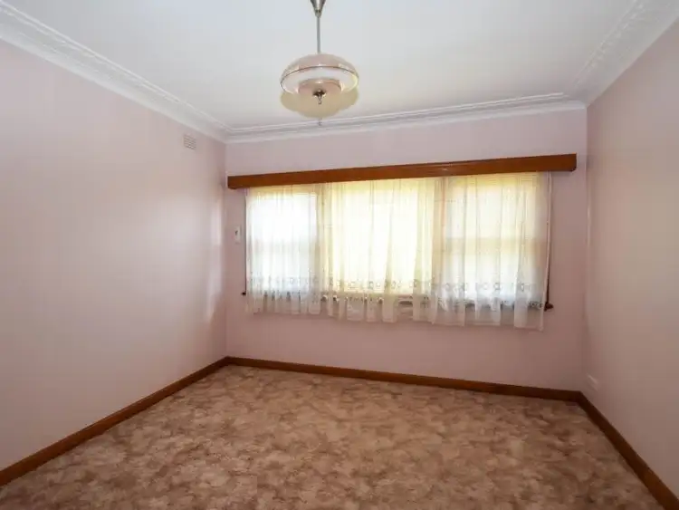 Fifth view of Homely house listing, 62 Phillipson Street, Wangaratta VIC 3677