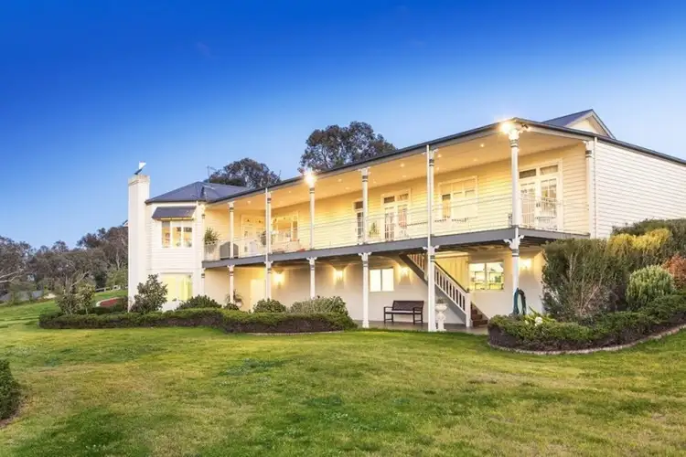 170 Black Gully Road, Diamond Creek VIC 3089