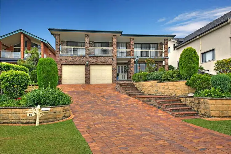 11 Kinsela Street, Illawong NSW 2234