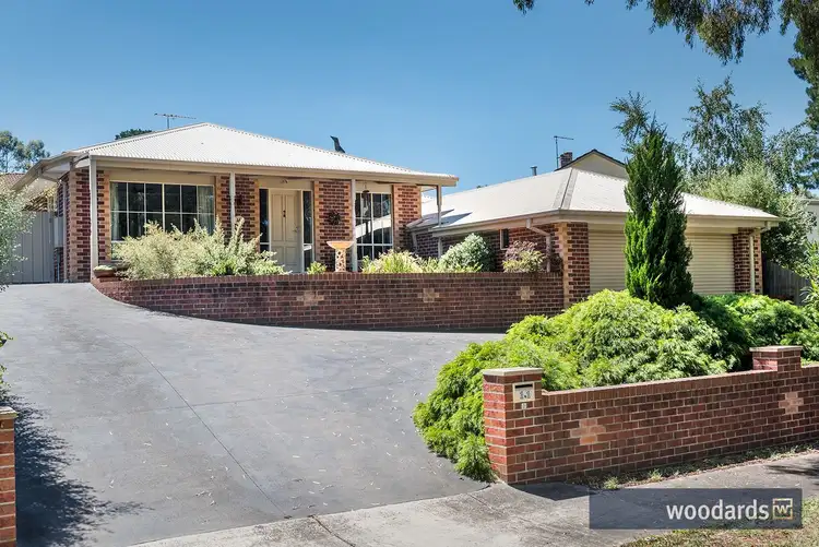 11 Hylton Crescent, Forest Hill VIC 3131