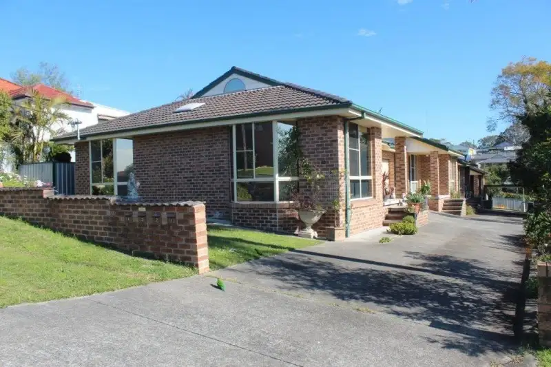 Main view of Homely villa listing, 2/11 Wentworth Street, Wallsend NSW 2287