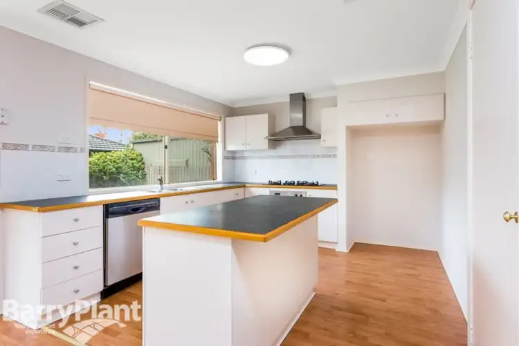 Fourth view of Homely house listing, 20 Greylea Grove, Seabrook VIC 3028
