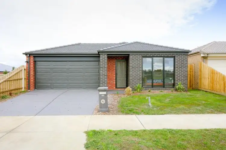 101 Oakbank Boulevard, Whittlesea VIC 3757