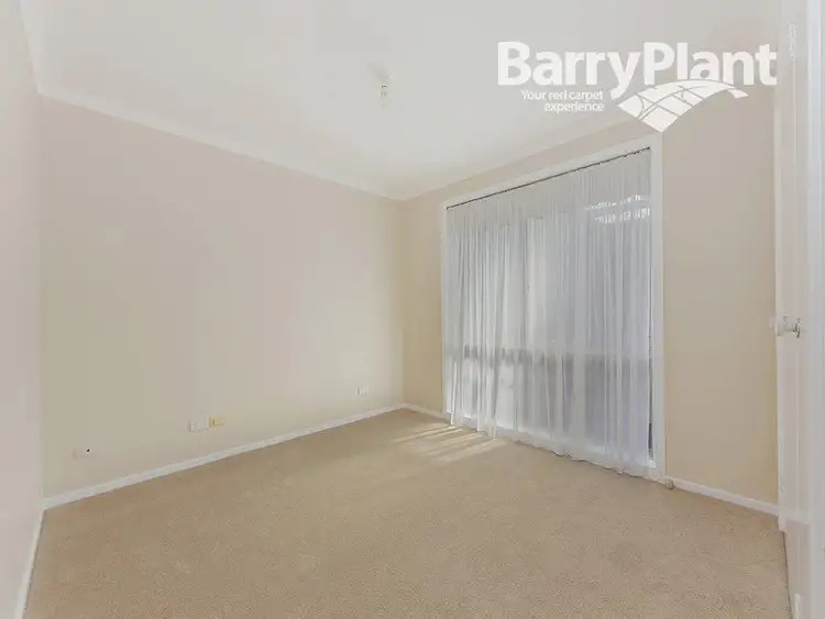 Fifth view of Homely house listing, 4 Dumosa Court, St Albans VIC 3021