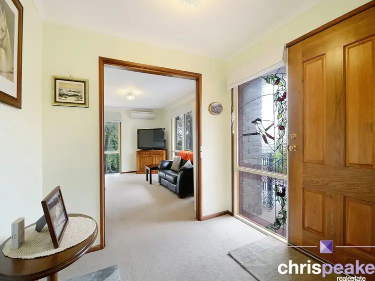 Second view of Homely house listing, 2 Maculosa Court, Endeavour Hills VIC 3802