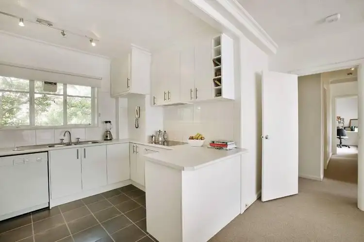 Second view of Homely apartment listing, 5/3 Tahara Road, Toorak VIC 3142