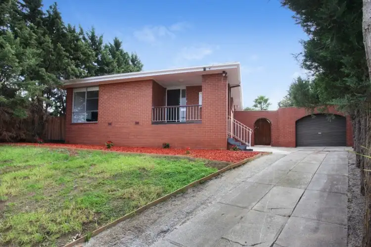 Second view of Homely house listing, 27 Ninda Court, Westmeadows VIC 3049