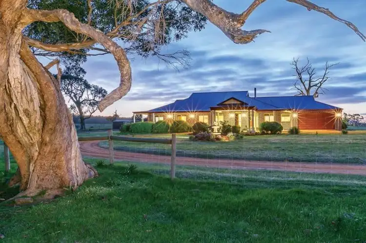 446 Wilsons Road, Haddon VIC 3351