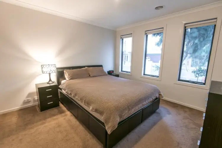 Second view of Homely house listing, 16 O'Neill Court, Epsom VIC 3551