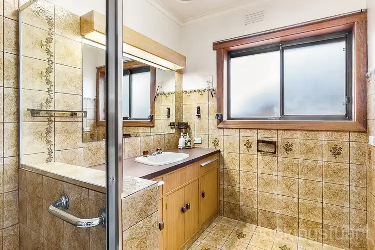 Fourth view of Homely house listing, 4 Huon Grove, Bentleigh East VIC 3165