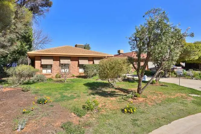 Main view of Homely house listing, 11 Elinda Court, Red Cliffs VIC 3496