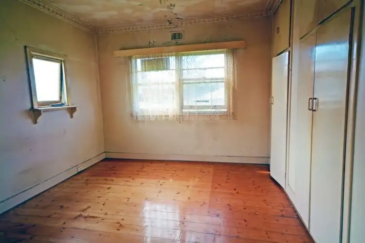 Sixth view of Homely house listing, 1 Hurd Street, Portland VIC 3305