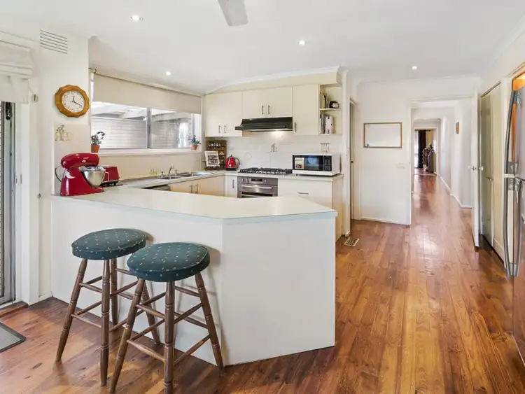 Third view of Homely house listing, 10 Darling Court, Sunbury VIC 3429