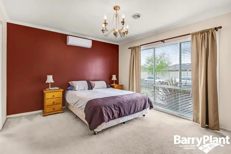 Sixth view of Homely house listing, 8 O'Reilly Court, Sunbury VIC 3429