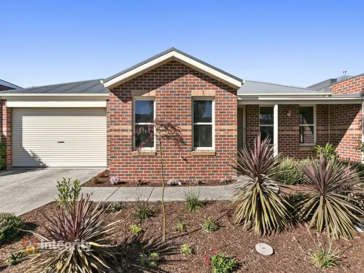 63 Pinoak Drive, Yarra Glen VIC 3775