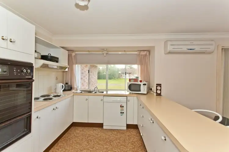Sixth view of Homely house listing, 8 Kingston Parade, Heatherbrae NSW 2324