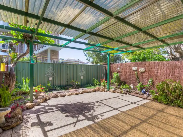 4/56 Matheson Road, Applecross WA 6153