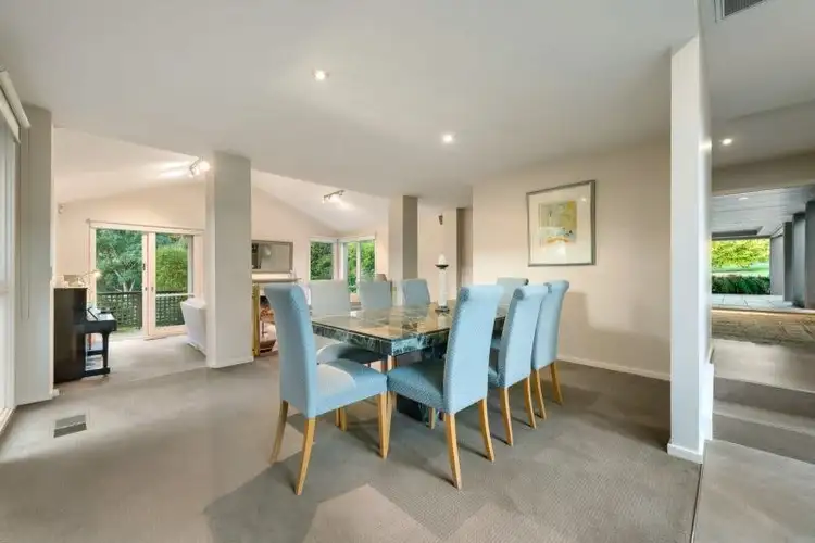 Fifth view of Homely house listing, 2 Joslyn Drive, Research VIC 3095