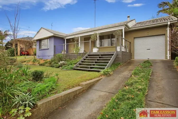 81 Renton Ave, Moorebank NSW 2170