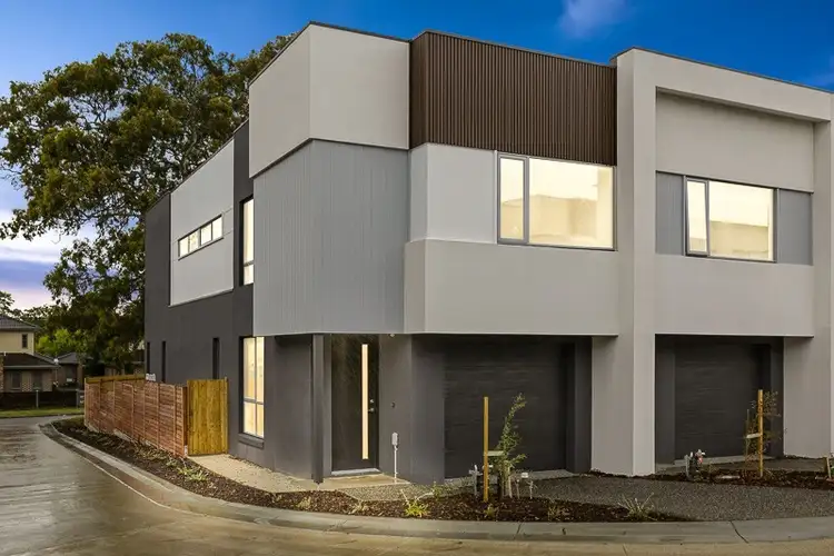 12 Baker Crescent, Heidelberg Heights VIC 3081