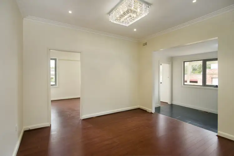 Second view of Homely house listing, 1/449 Middleborough Road, Box Hill North VIC 3129