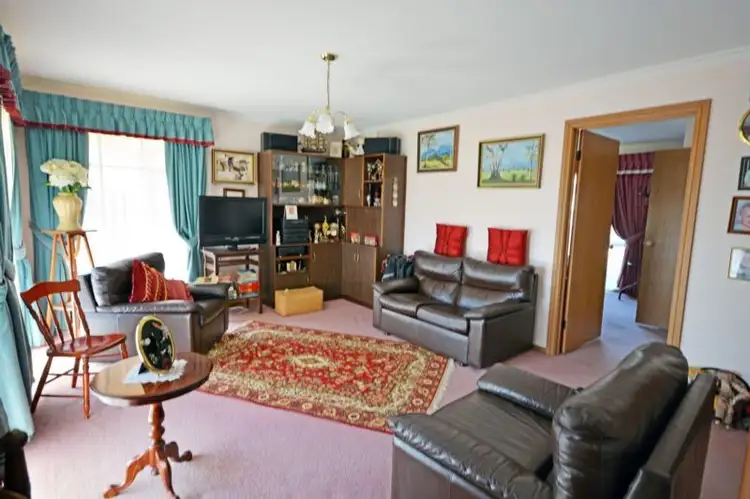 Fourth view of Homely house listing, 4 Caringal Court, Portland VIC 3305