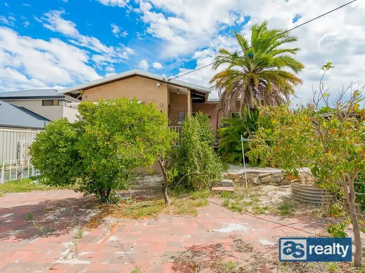 4 Sage Street, Embleton WA 6062