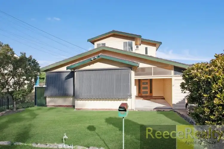 37 University Drive, Waratah West NSW 2298