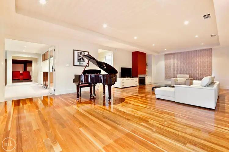 Second view of Homely house listing, 6 Roseburn Court, Lower Plenty VIC 3093