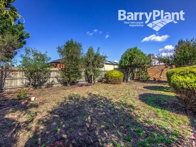Seventh view of Homely house listing, 4 Dumosa Court, St Albans VIC 3021