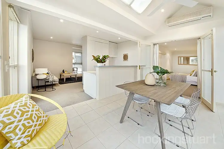 4/45 Beach Road, Hampton VIC 3188