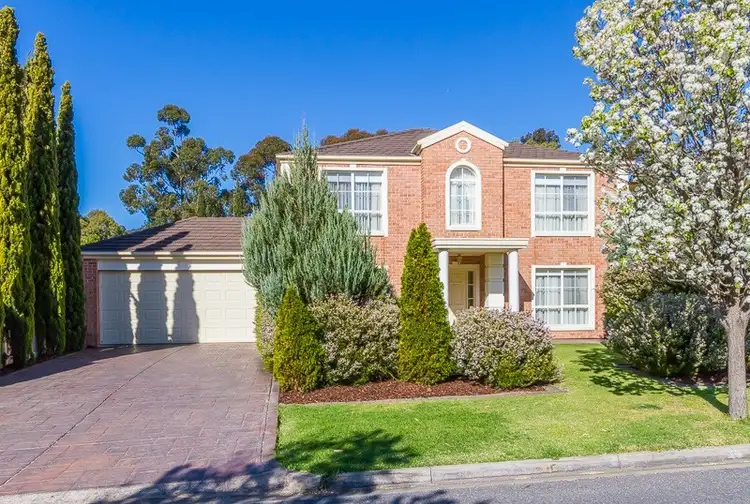 27 Gleeson Crescent, Rostrevor SA 5073