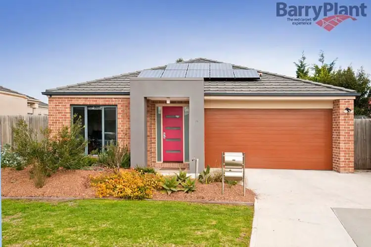 8 Copeland Crescent, Point Cook VIC 3030