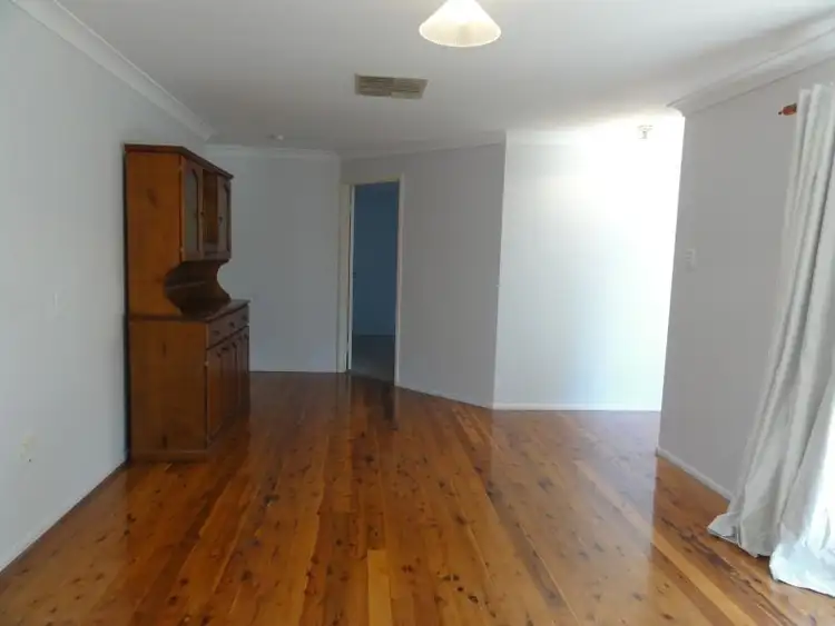 Fifth view of Homely house listing, 4 Bell Court, Dalby QLD 4405