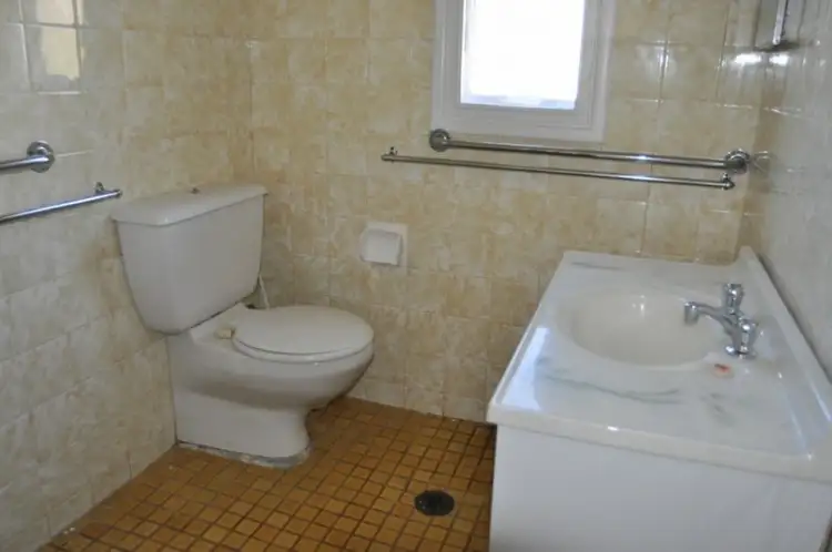 Seventh view of Homely house listing, 8 Hansard Place, West Bathurst NSW 2795