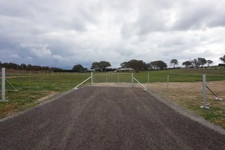 LOT 4 13 Bonnett Drive, Run-o-waters NSW 2580