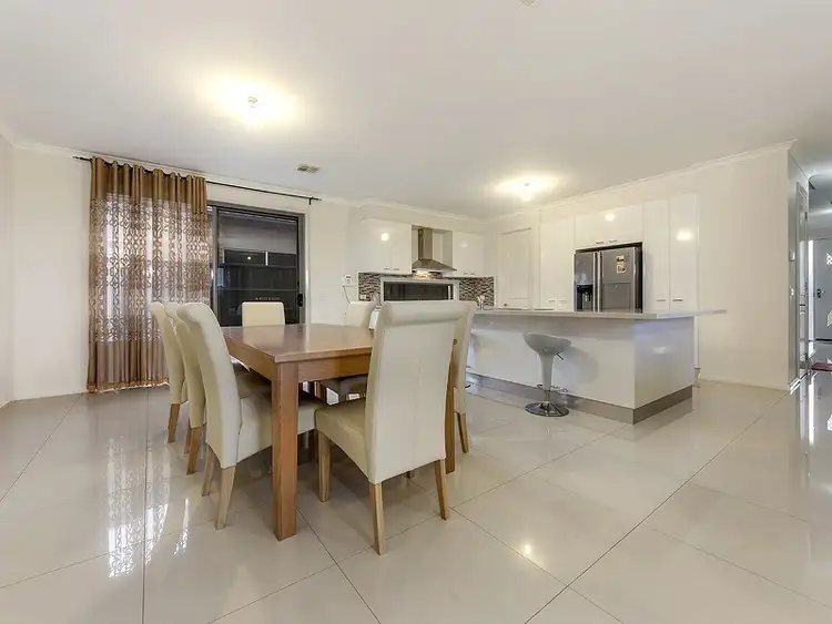 82 O'Connor Road, Deer Park VIC 3023