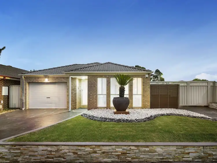 38 Naracoorte Drive, Caroline Springs VIC 3023