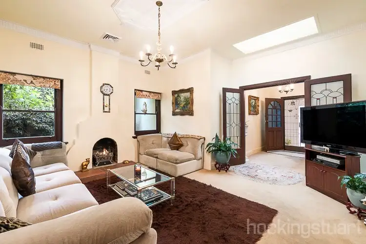 11a Elm Grove, Brighton VIC 3186