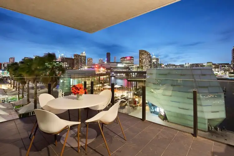 207/29 Rakaia Way, Docklands VIC 3008
