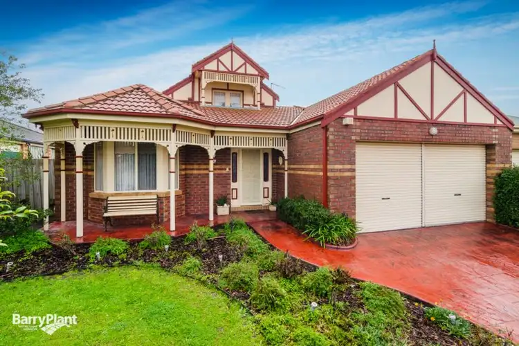 11 John August Walk, Seabrook VIC 3028