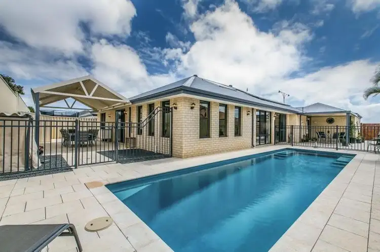 54 Hinchinbrook Avenue, Ridgewood WA 6030