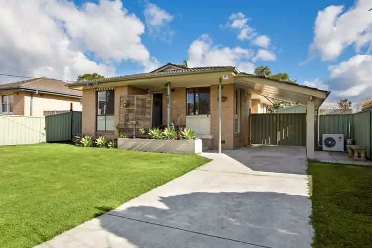 Main view of Homely house listing, 4 Duckenfield Avenue, Woodberry NSW 2322