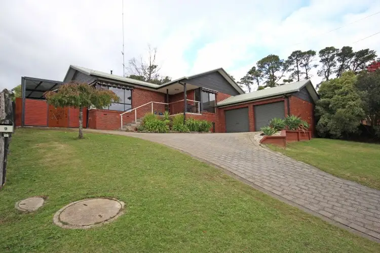 9 Edwardes Street, Black Hill VIC 3350