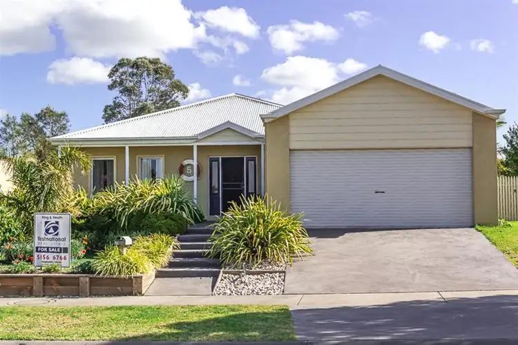 5 Heaths View, Paynesville VIC 3880