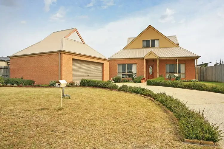 29 Norfolk Boulevard