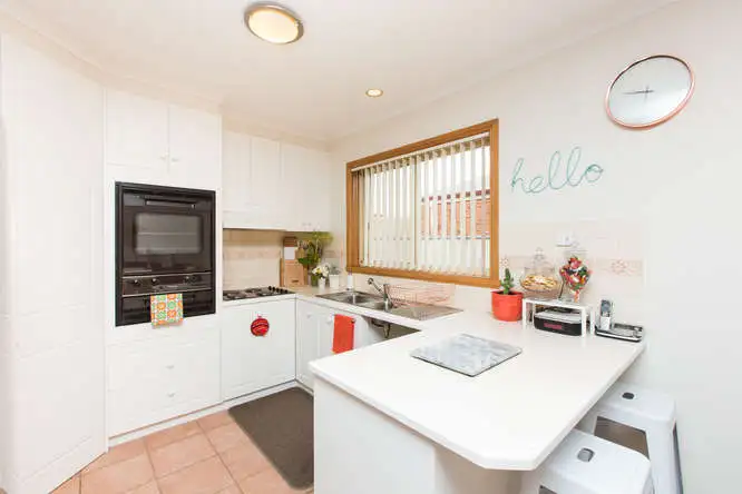 Fifth view of Homely townhouse listing, 498 Ontario Avenue, Mildura VIC 3500