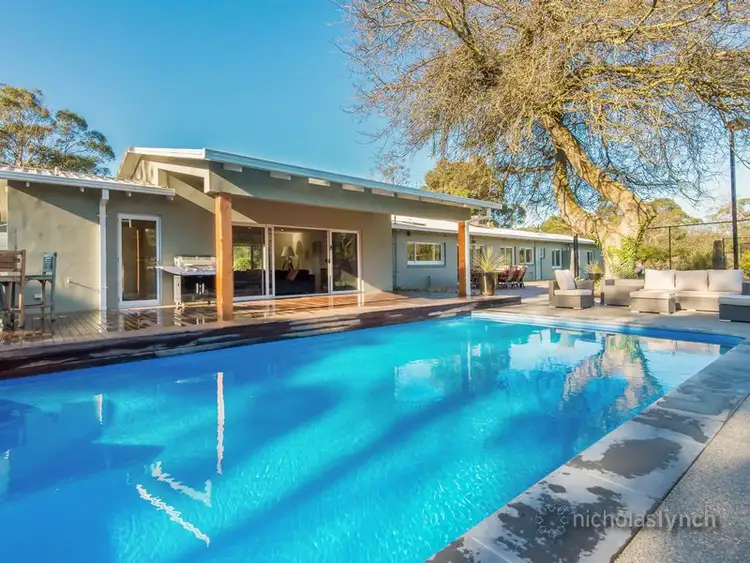 28 Humphries Road, Mount Eliza VIC 3930