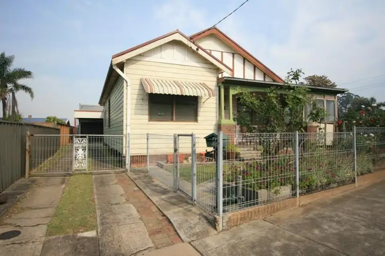 28 Junction Street, Telarah NSW 2320