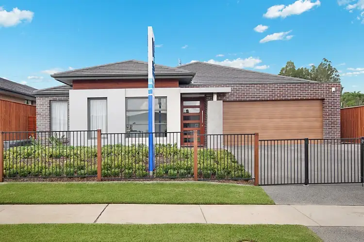 Main view of Homely house listing, 21 Grand Parade, Rutherford NSW 2320
